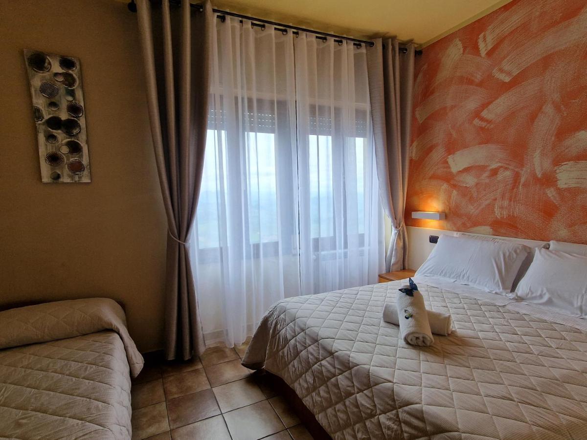 Hotel La Rocca San Marino Bagian luar foto